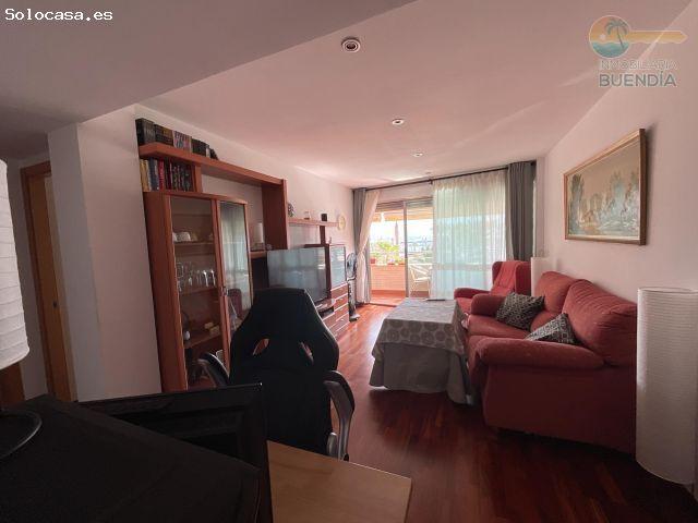 APARTAMENTO FRENTE AL PUERTO DEPORTIVO
