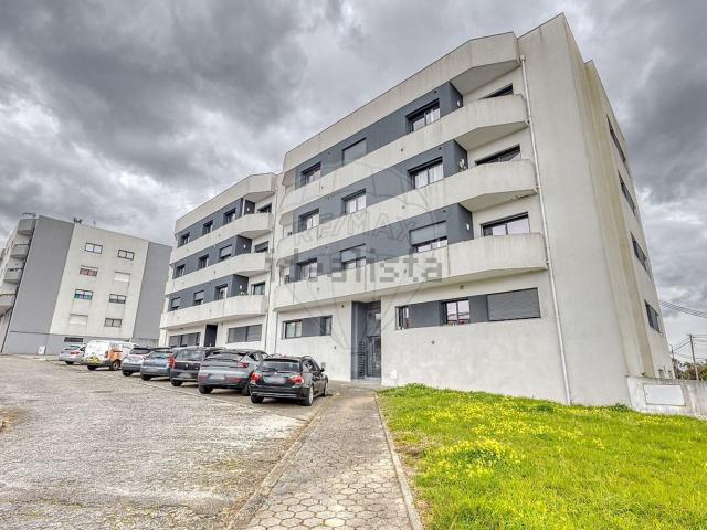 Apartamento, Grijó e Sermonde