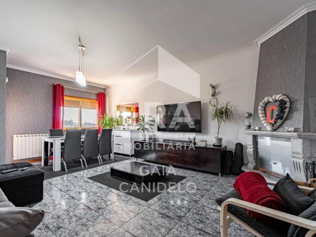 Apartamento, Grijó e Sermonde