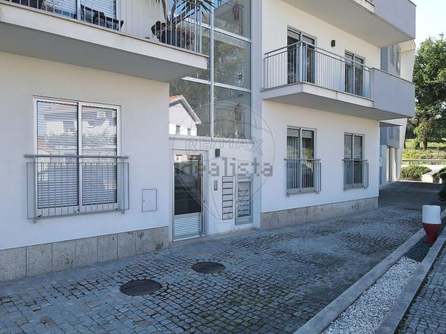 Apartamento, Guilhufe e Urrô