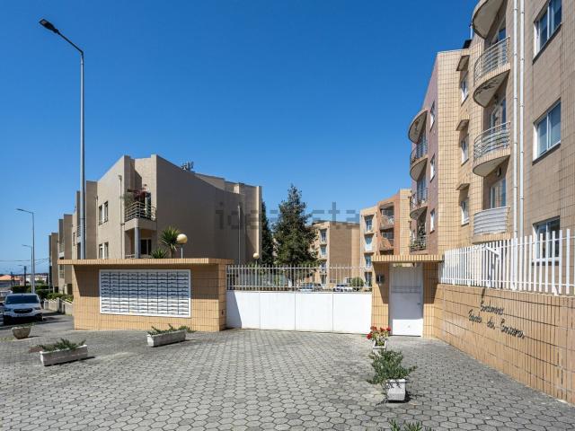 Apartamento, Gulpilhares e Valadares