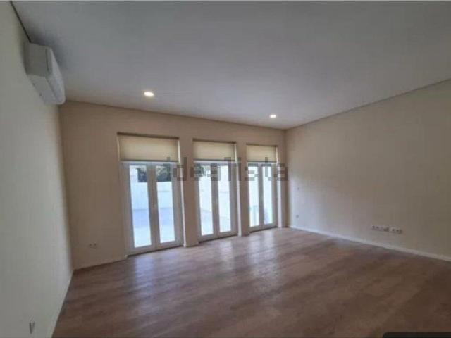 Apartamento, Gulpilhares e Valadares