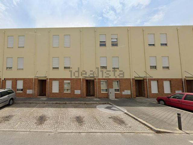 Apartamento, Gulpilhares e Valadares