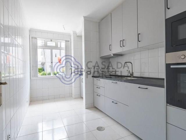 Apartamento, Gulpilhares e Valadares