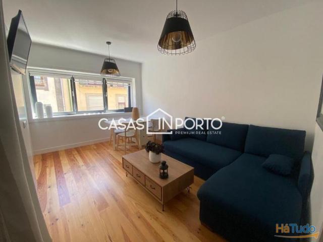 Apartamento junto à Batalha | 26064090376