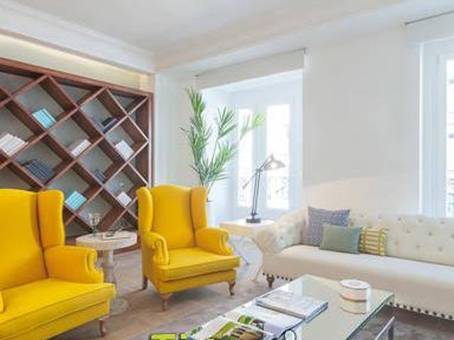 Apartamento junto al paseo de Recoletos