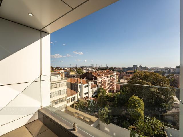 Apartamento, Júlio Dinis Hospital Militar, Cedofeita Santo Ildefonso Sé Miragaia São Nicolau Vitória