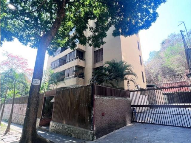 APARTAMENTO LA URBINA 99 Mts2