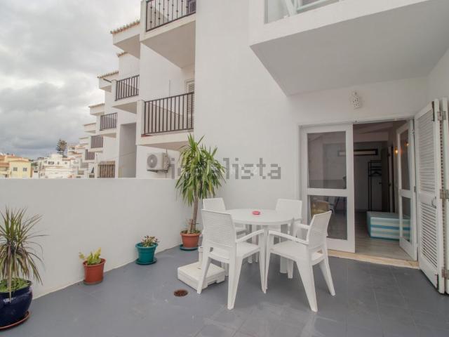 Apartamento, Lagoa e Carvoeiro