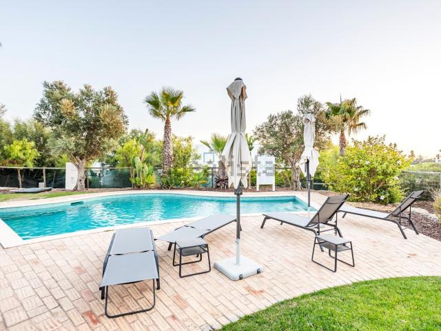 Apartamento, Lagoa e Carvoeiro