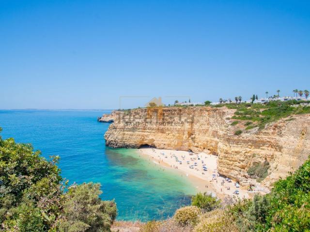 Apartamento, Lagoa e Carvoeiro