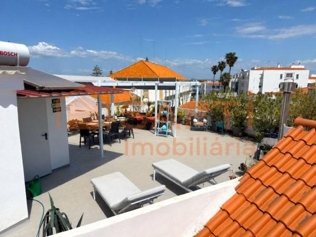 Apartamento, Lagoa e Carvoeiro