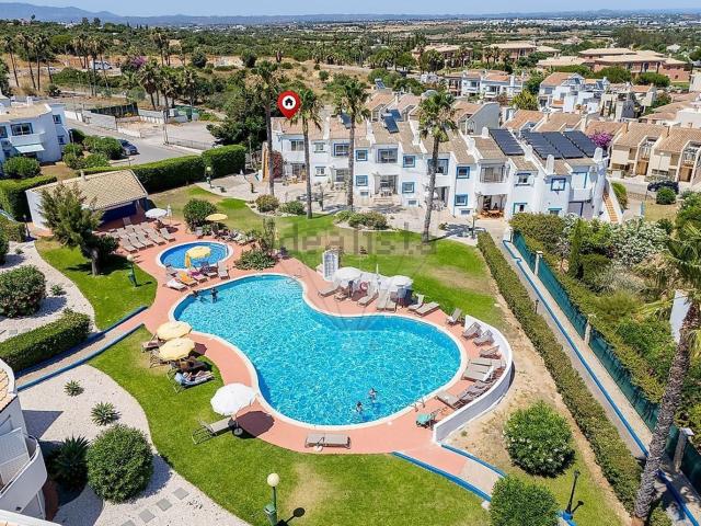 Apartamento, Lagoa e Carvoeiro