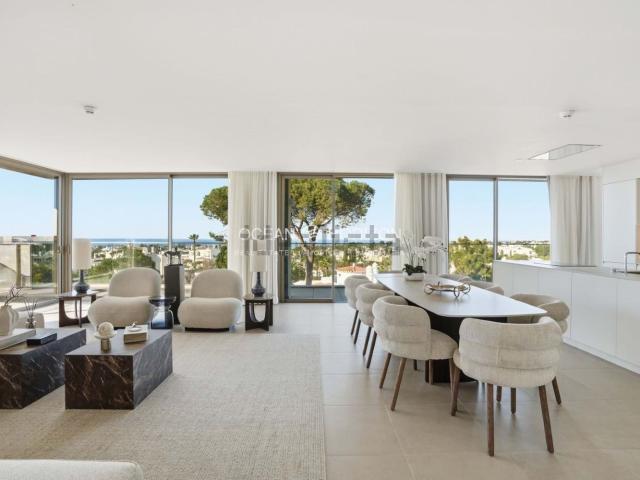 Apartamento, Lagoa e Carvoeiro