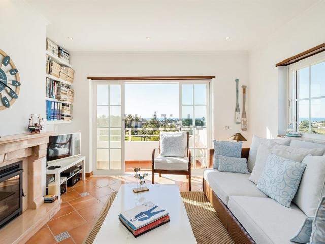 Apartamento, Lagoa e Carvoeiro