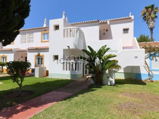 Apartamento, Lagoa e Carvoeiro