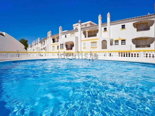 Apartamento, Lagoa e Carvoeiro