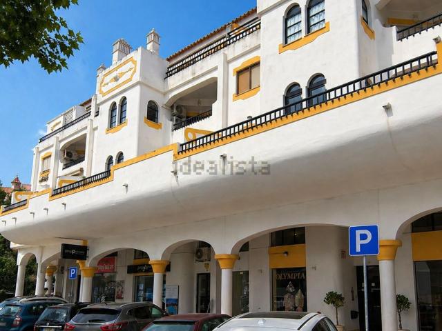 Apartamento, Lagoa e Carvoeiro