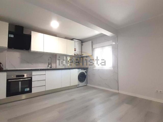 Apartamento, Laranjeiro e Feijó