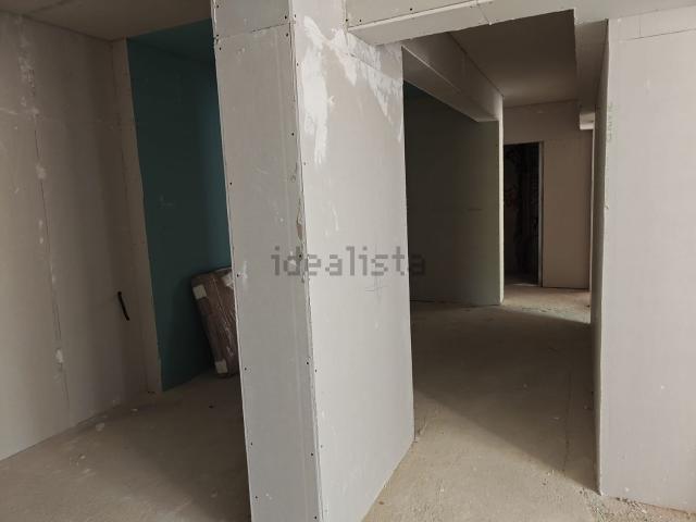 Apartamento, Laranjeiro e Feijó