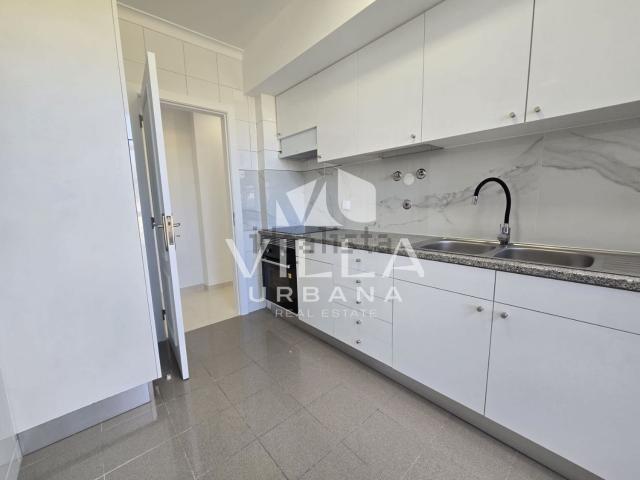 Apartamento, Laranjeiro e Feijó