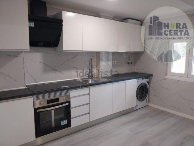 Apartamento, Laranjeiro e Feijó