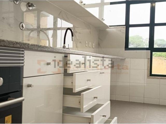 Apartamento, Laranjeiro e Feijó