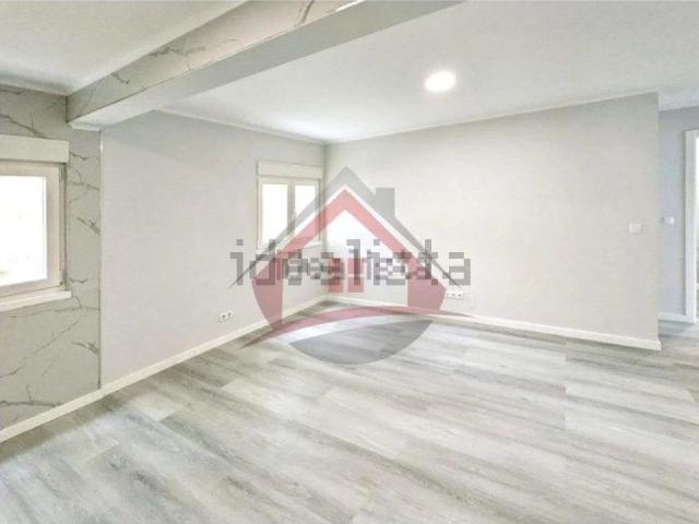 Apartamento, Laranjeiro e Feijó