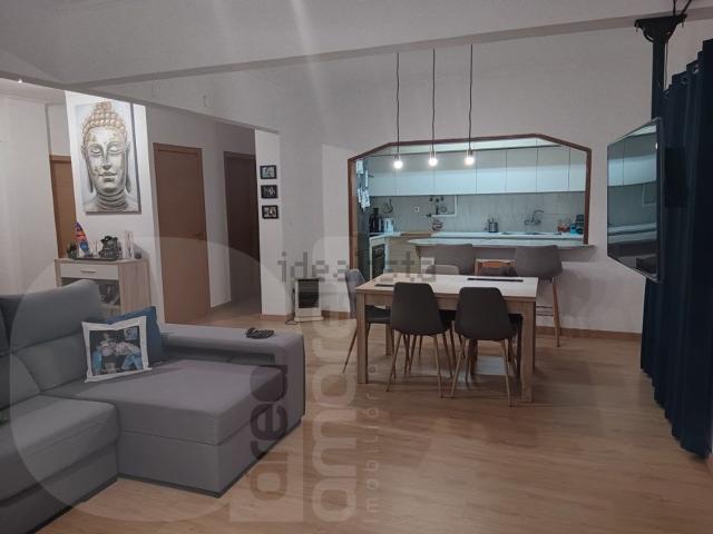 Apartamento, Laranjeiro e Feijó