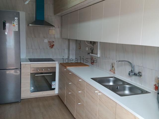 Apartamento, Laranjeiro e Feijó