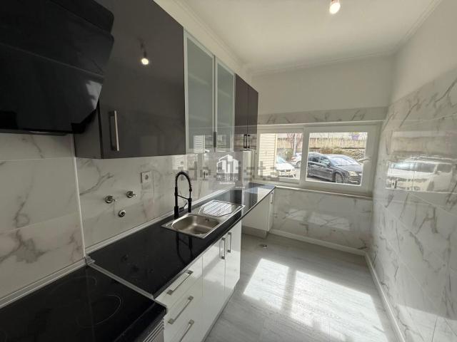 Apartamento, Laranjeiro e Feijó