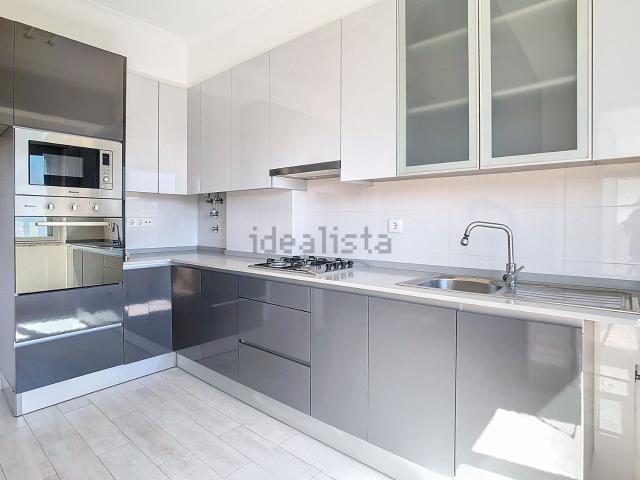Apartamento, Laranjeiro e Feijó