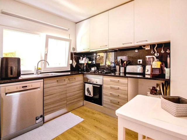 Apartamento, Laranjeiro e Feijó
