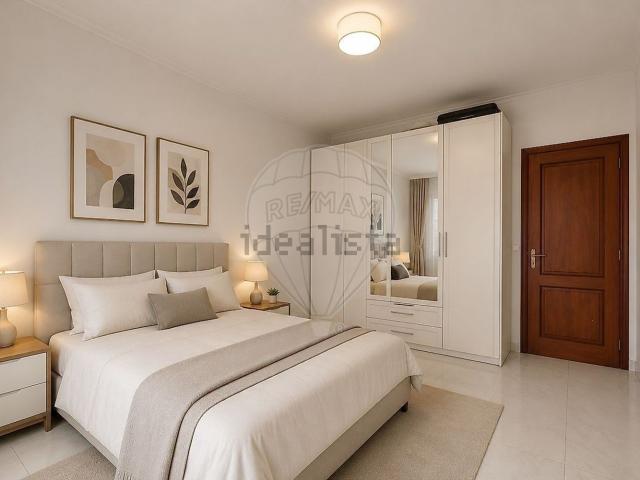 Apartamento, Laranjeiro e Feijó