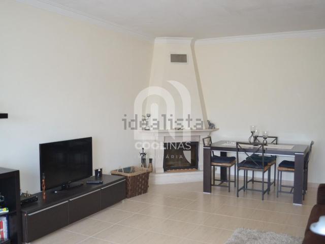 Apartamento, Laranjeiro e Feijó