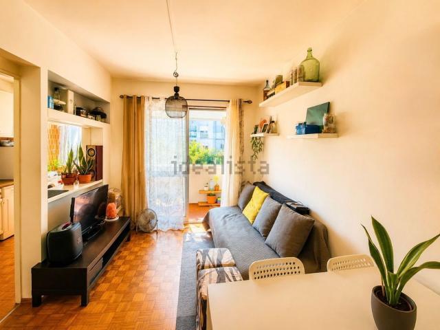Apartamento, Laranjeiro e Feijó