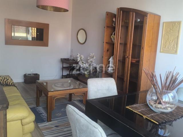 Apartamento, Laranjeiro e Feijó