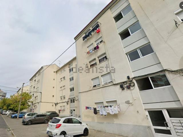 Apartamento, Laranjeiro e Feijó