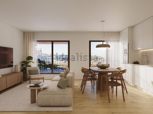 Apartamento, Laranjeiro e Feijó