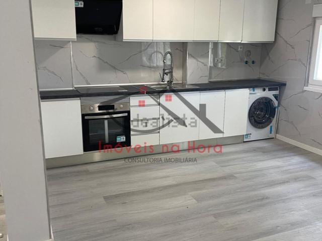 Apartamento, Laranjeiro e Feijó
