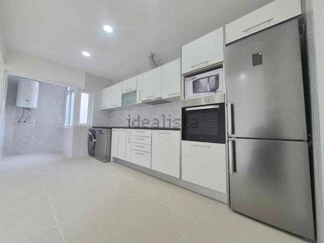 Apartamento, Laranjeiro e Feijó