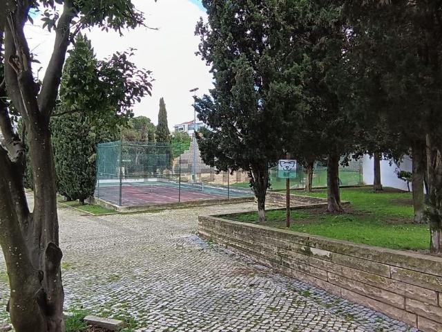 Apartamento, Laranjeiro e Feijó