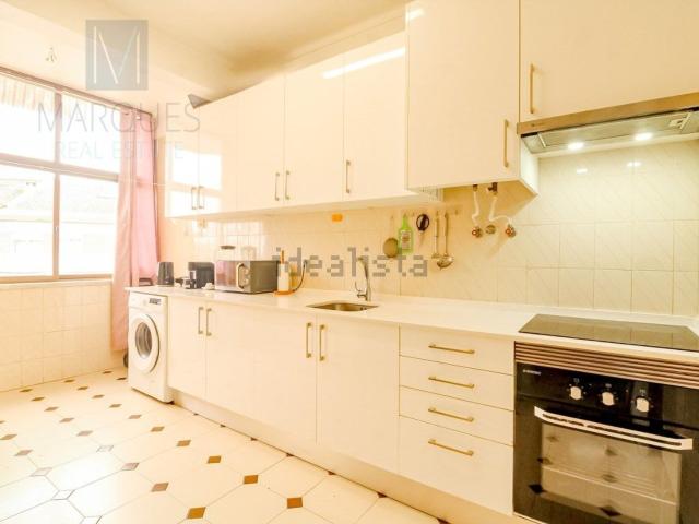 Apartamento, Laranjeiro e Feijó