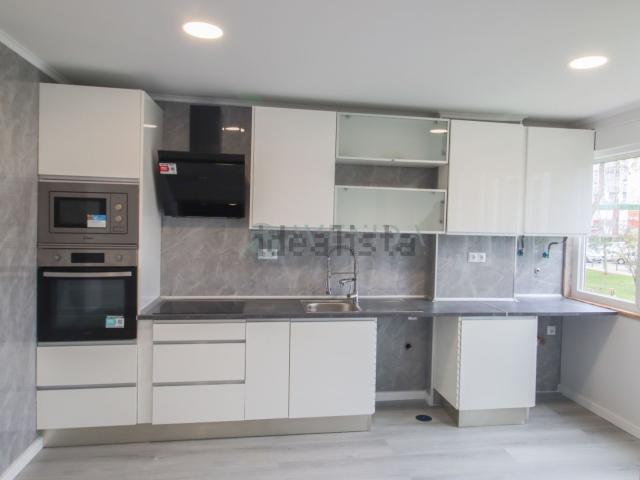 Apartamento, Laranjeiro e Feijó