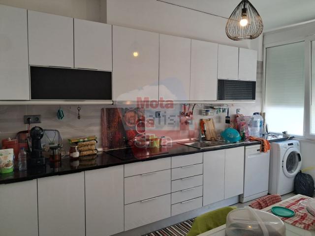 Apartamento, Laranjeiro e Feijó