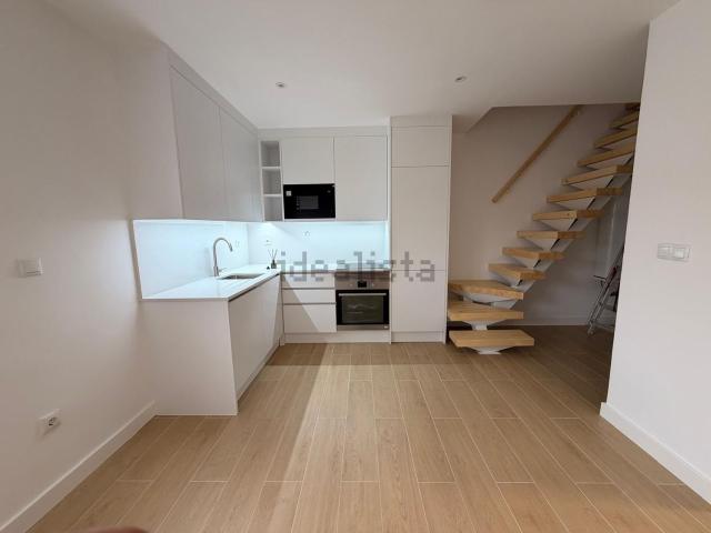 Apartamento, Laranjeiro e Feijó