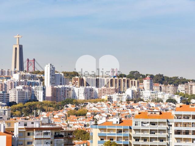 Apartamento, Laranjeiro e Feijó