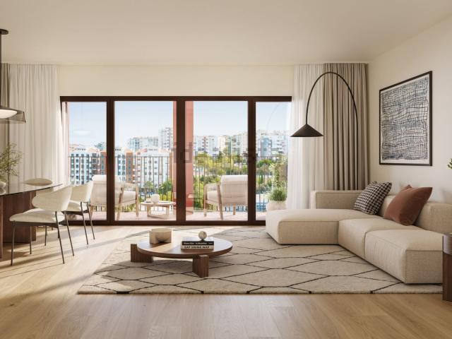 Apartamento, Laranjeiro e Feijó