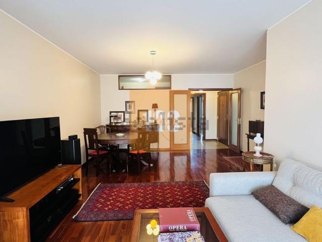 Apartamento, Lavra