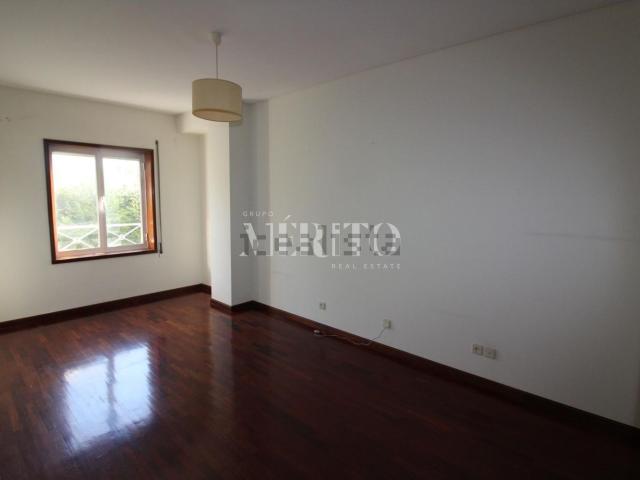 Apartamento, Lomar e Arcos